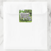 "Oona & Ihre Twins" Quadratischer Aufkleber (Tasche)