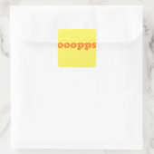 ooops quadratischer aufkleber (Tasche)