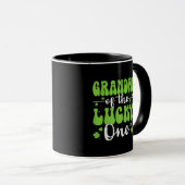 Opa des Glückspilzes erster Geburtstag St. Patrick Tasse (VorderseiteRechts)