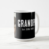 Opa Est. Weißer Grunge-Textfoto Kaffeetasse (VorderseiteRechts)