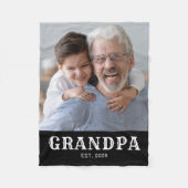 Opa Established Dekorative Typografie Foto Fleecedecke (Vorderseite)