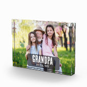 Opa hat Weißschrift-Foto gegründet Fotoblock (Rechts)