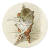 Opa Mouse Reading a Newspapier