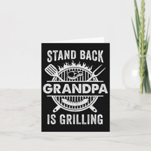 Opa steht am Grill Lustiger Bbq Vatertag Karte