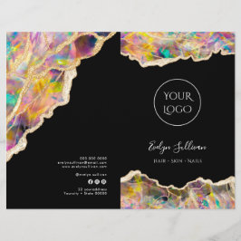 Opal Design auf der schwarzen Menübroschüre