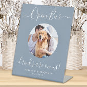Open Bar Personalisiert Dusty Blue Pet Dog Wedding Sockelschild