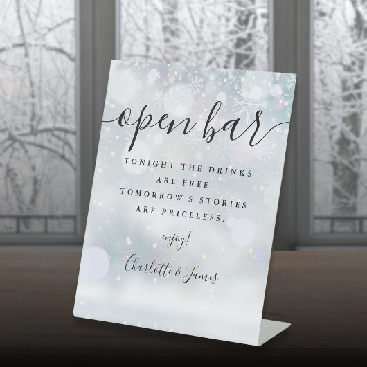 Open Bar Winter Black Signature Script Sockelschild