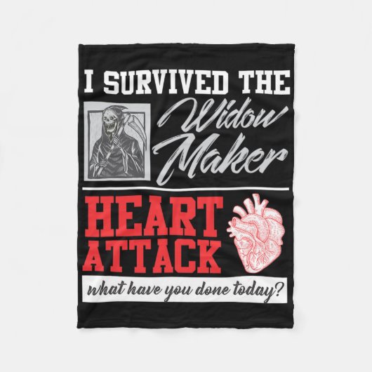 Open Heart Operation Survivor Widow Maker Heart At Fleecedecke (Vorderseite)