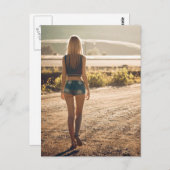 Open Road - Tiny Kurz Shorts babe Foto Postcard Postkarte (Vorne/Hinten)