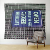 Open Sign Funny, Closed Sign Funny Wandteppich (Beispiel (Horizontal))