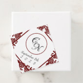 Open-Work Monogram White-Burgund Hochzeit Geschenkanhänger (Beispiel)