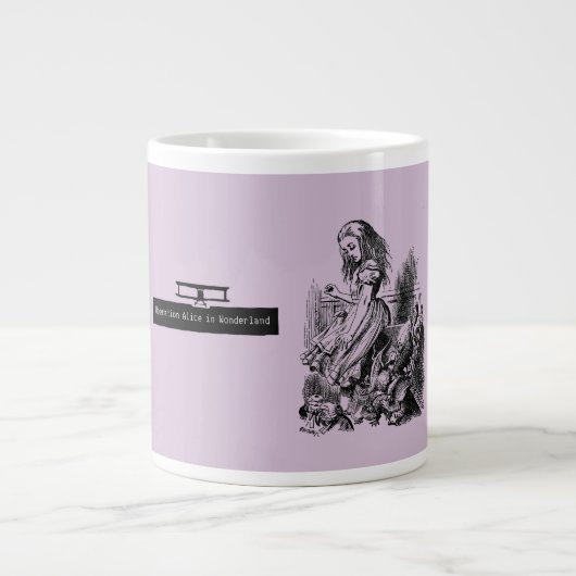Operation Alice in Wonderland Alice im Wunderland Jumbo-Tasse (Vorderseite)