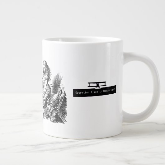 Operation Alice in Wonderland Alice im Wunderland Jumbo-Tasse (Rechts)