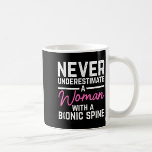 Operation für Frauen - Alleinfusion nach hinten Kaffeetasse