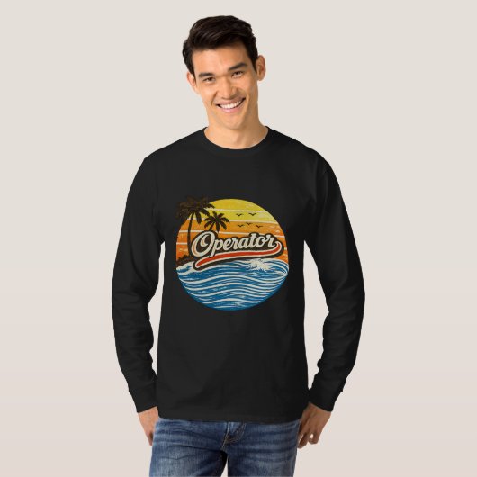 Operator Retro Sunset Design T-Shirt (Vorne ganz)