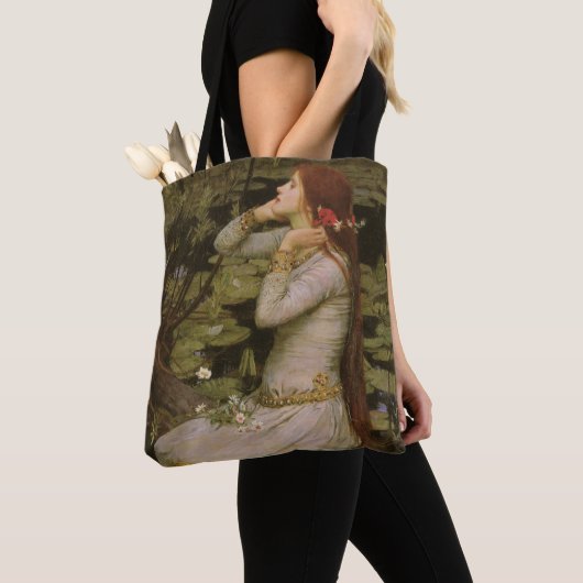 Ophelia am Teich von John William Waterhouse Tasche (Von Nahem)