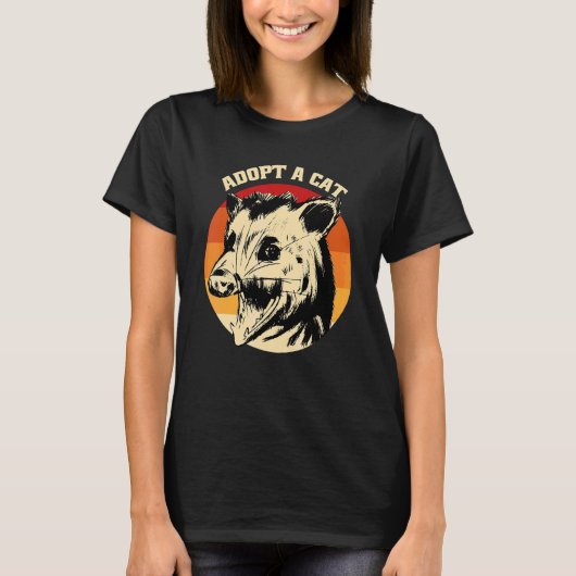 Opossum adoptiert eine Katze T-Shirt (Vorderseite)