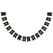 Opossum auf einem Berry-Feld in Schwarz Wimpelkette (Alle)