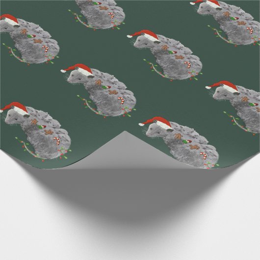 Opossum Christmas Baby Possum in Lights ummantelt Geschenkpapier (Ecke)