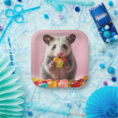 Opossum Eating Gummy Sweeties Pappteller (Party)