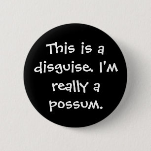 Opossum-Kostüm Button
