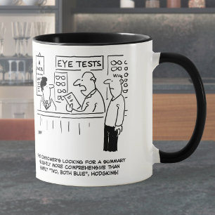 Optiker führt einen übermäßig vereinfachten Sehtes Tasse