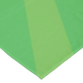 Optische Illusion Grünes Tablett Tischdecke (Schrägansicht)
