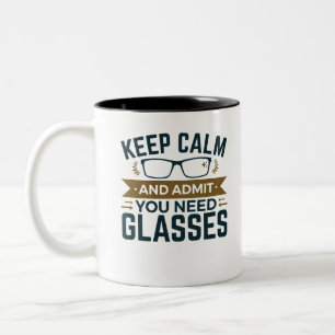 Optometriker Behalte beruhigend zu, dass man Brill Zweifarbige Tasse