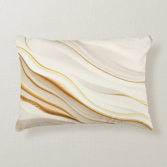 "Opulent Gold and Cream Marble Swirls" Dekokissen (Vorderseite)