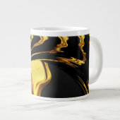 Opulent Swirl Liquid Gold Black Monochrome Design Jumbo-Tasse (Vorderseite Rechts)