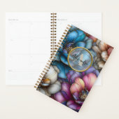 Opulente Blüten mit schimmernden Gold-Konturen Planer (Anzeige)