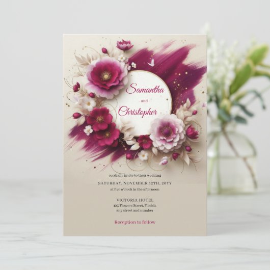Opulente Magenta-Blume und Goldrahmen-Hochzeit Einladung (Stehend Vorderseite)
