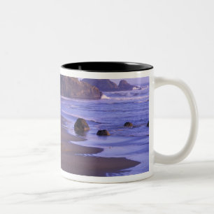OR, Oregon Coast, Myers Creek, Felsformationen Zweifarbige Tasse