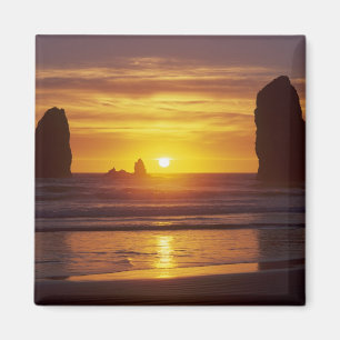 OR, Oregon-Küste, Cannon Beach, Meeresstapel bei 2 Magnet