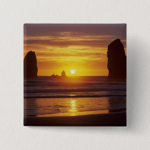 OR, Oregon-Küste, Cannon Beach, Meeresstapel um 2 Button