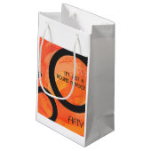 Orange 50 Decade Geburtstag Kleine Geschenktüte (Rückseite Schrägansicht)