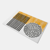 Orange and Black Mid Century Moderne Kunst  Fußmatte (Schrägansicht)