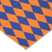 Orange and Blue Harlequin Checkered Design  Tischdecke (Schrägansicht)