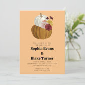 Orange and White Fall Pumpkin Orange Wedding Einladung (Stehend Vorderseite)