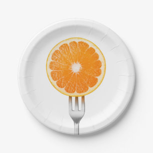 Orange auf einer Gabel Pappteller