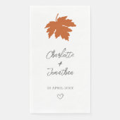 Orange Autumn Maple Leaf Wedding Serviette (Vorderseite)