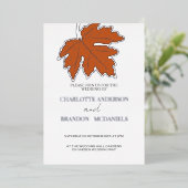 Orange Autumn Maple Leaf Wedding Silver Folieneinladung (Stehend vorne)