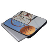 Orange Basketball wird Punkte sammeln. Laptopschutzhülle (Vorne Knopf)