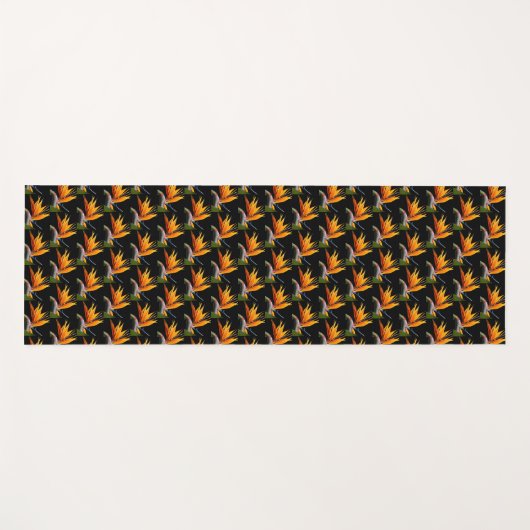 Orange Bird of Paradise Pattern auf Schwarz Yogamatte (Vorderseite (Horizontal))