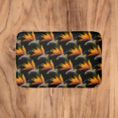 Orange Bird of Paradise Pflanze Pattern auf Schwar Badematte