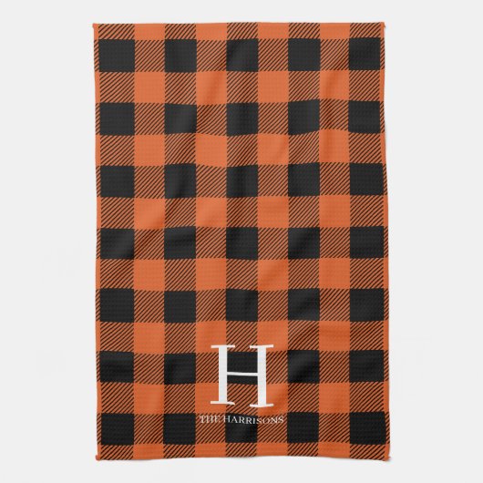 Orange Black Buffalo Plaid Monogram Holiday Geschirrtuch (Vertikal)