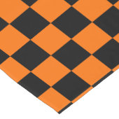 Orange Black Checkered Karo Pattern Kurzer Tischläufer (Ecke)