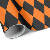 Orange Black Harlequin Diamonds Checkers Design  Geschenkpapier (Rolleneckpunkt)