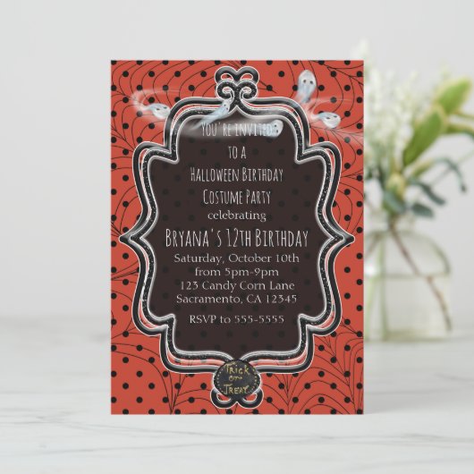 Orange & Black Polka Dots Whimsisches Halloween Einladung (Stehend Vorderseite)