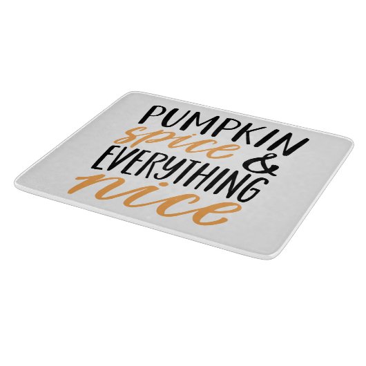 Orange & Black Pumpkin Gewürz-Erntedank Angebot Schneidebrett (Ecke)